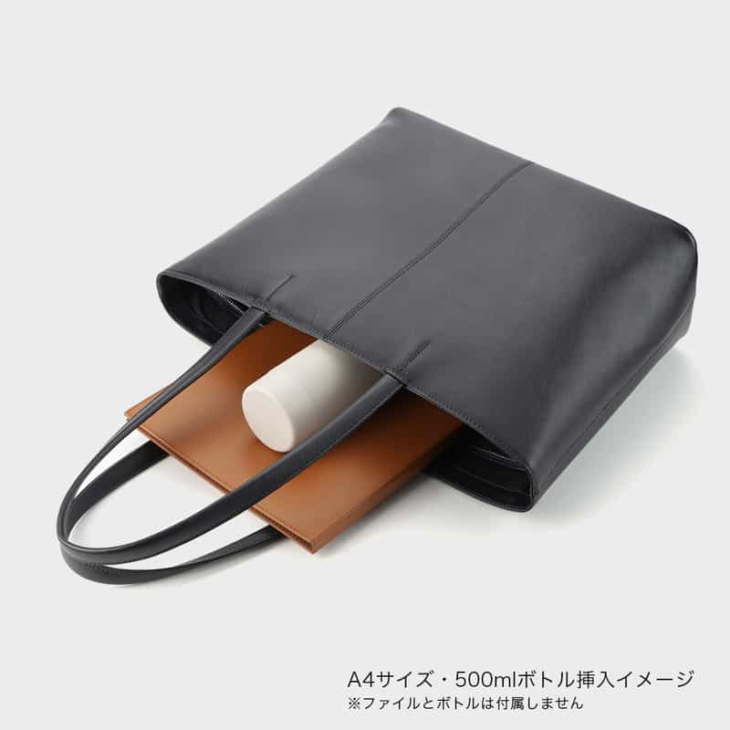 BARNEYS NEW YORK オンラインストア限定　レザートートバッグ NAVY