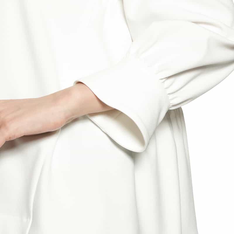 BARNEYS NEW YORK ウォッシャブル バックティアードブラウス OFF WHITE