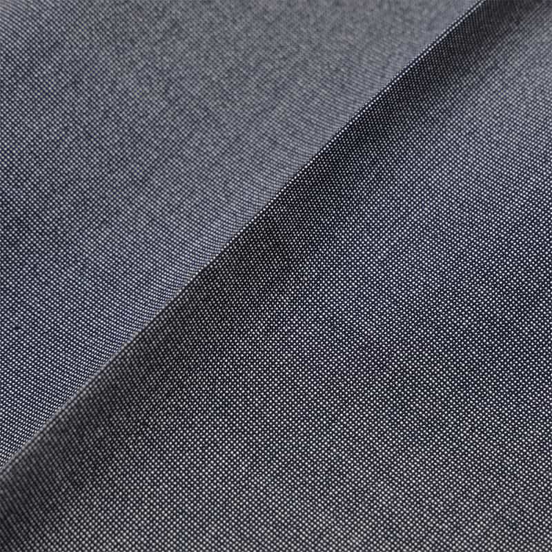 BARNEYS NEW YORK スリムテーパードパンツ NAVY