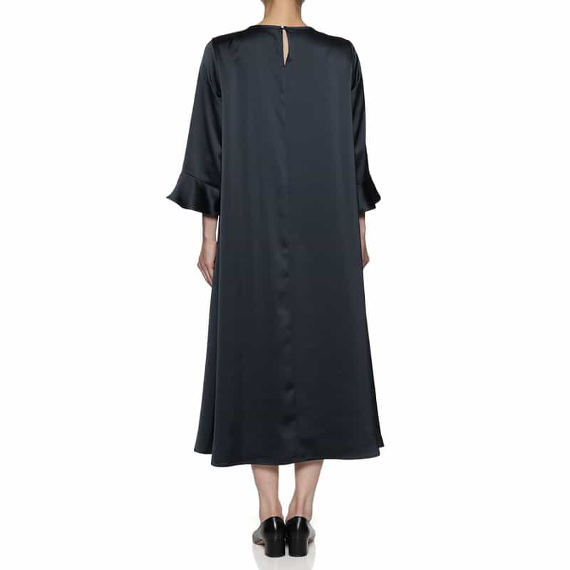 BARNEYS NEW YORK ウォッシャブル パールボタン付きフレアスリーブドレス NAVY