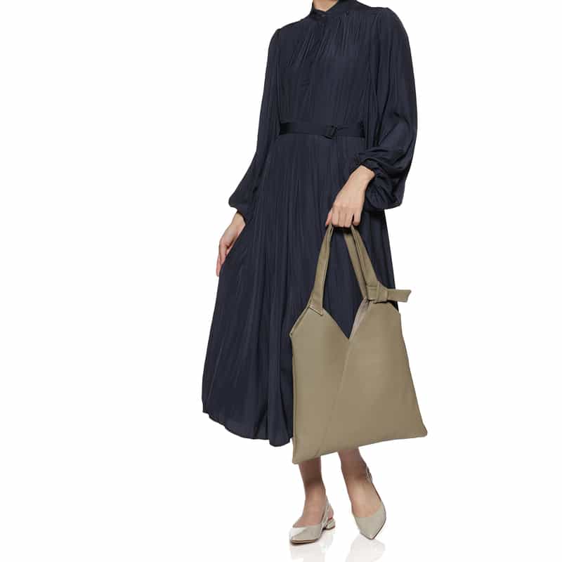 BARNEYS NEW YORK ショルダーバッグ LT BROWN