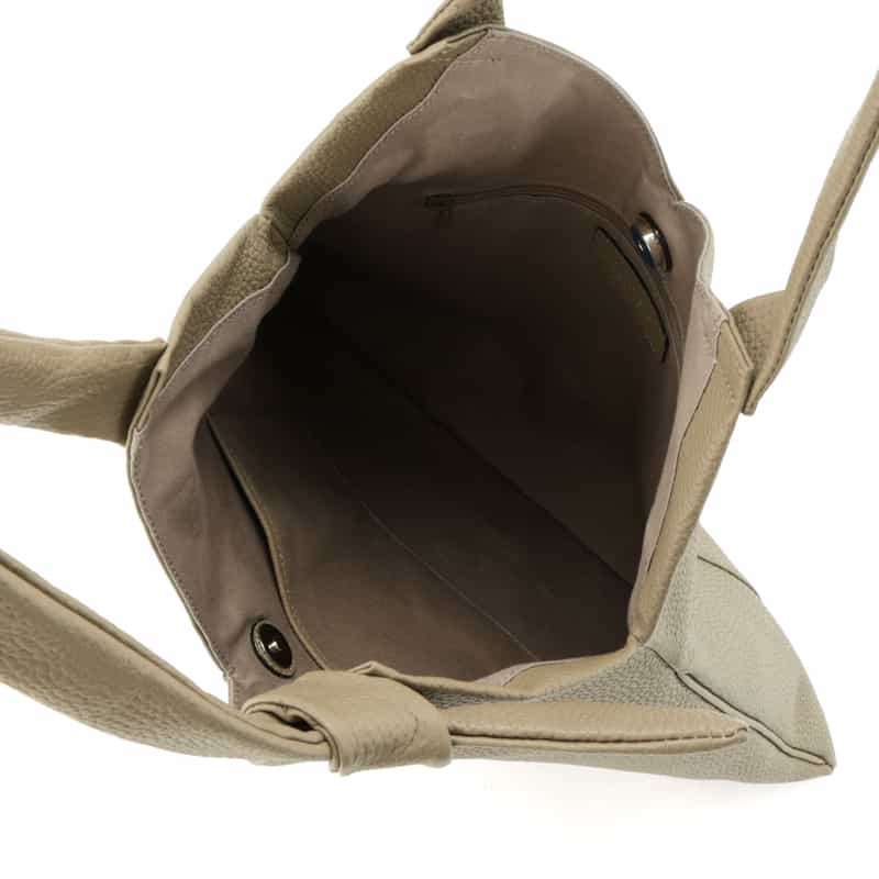 BARNEYS NEW YORK ショルダーバッグ LT BROWN