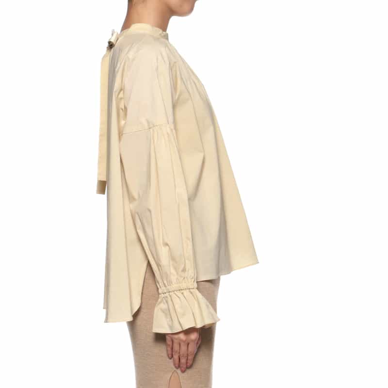 BARNEYS NEW YORK ウォッシャブル スタンドカラーバックリボンブラウス BEIGE