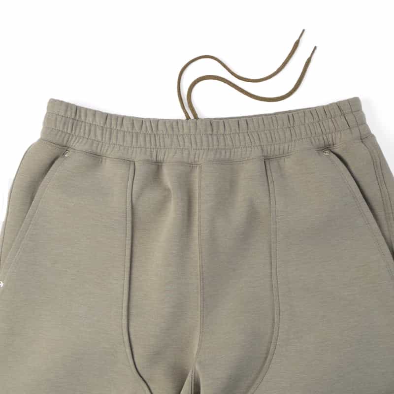 BARNEYS NEW YORK ポンチ素材ダブルニー ドローストリングスウェットパンツ KHAKI