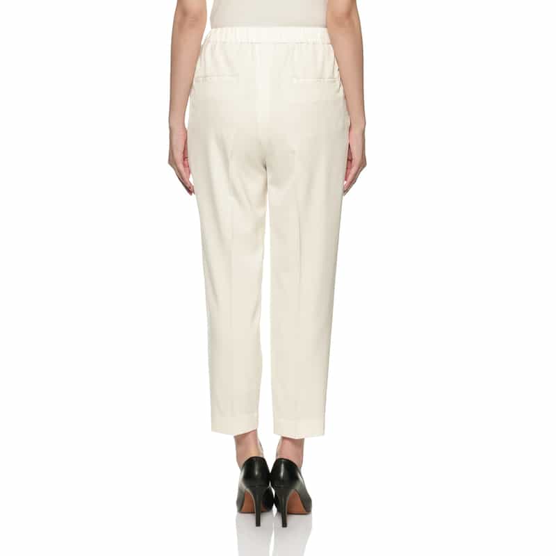BARNEYS NEW YORK ウォッシャブル アンクル丈テーパードパンツ OFF WHITE