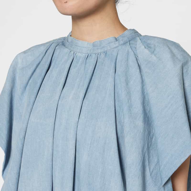 BARNEYS NEW YORK ウォッシャブル デニム素材 バックボウデザイン ラッフルスリーブロングドレス LIGHT BLUE