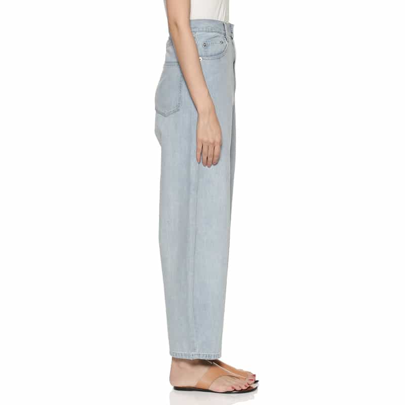 BARNEYS NEW YORK ウォッシャブル カービィデニムパンツ LIGHT BLUE