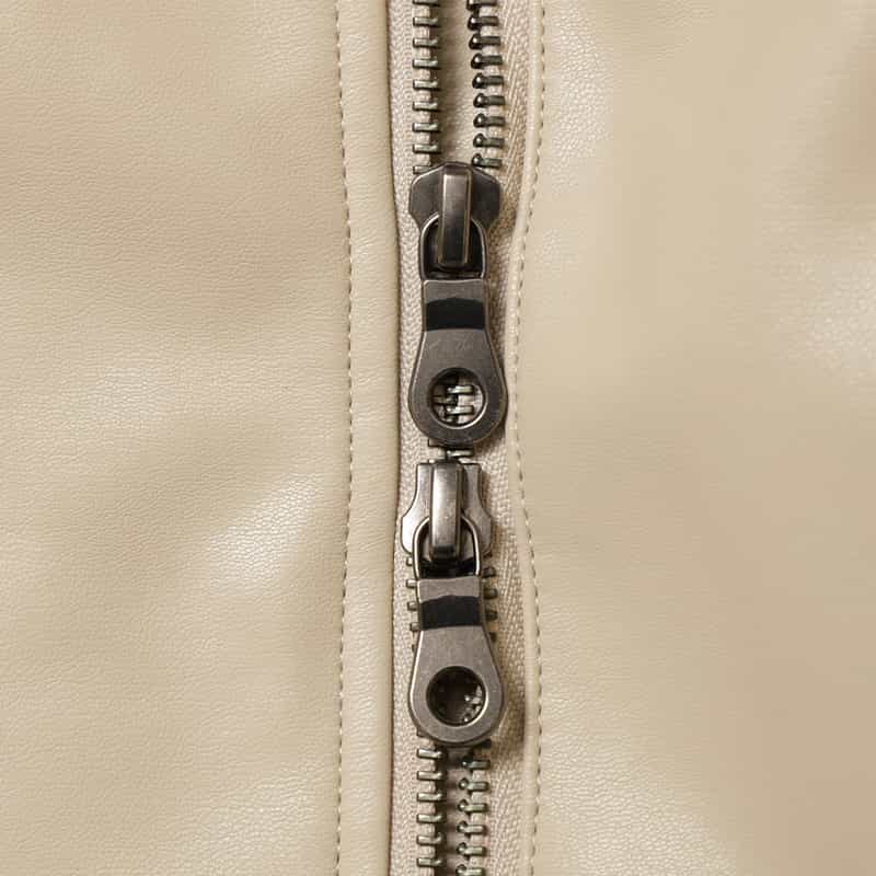 BARNEYS NEW YORK ウォッシャブル フード付きライダースジャケット IVORY