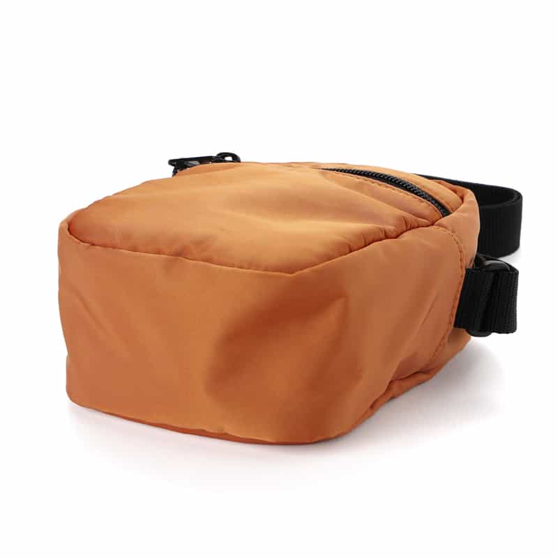 BARNEYS NEW YORK ナイロンポシェットバッグ ORANGE