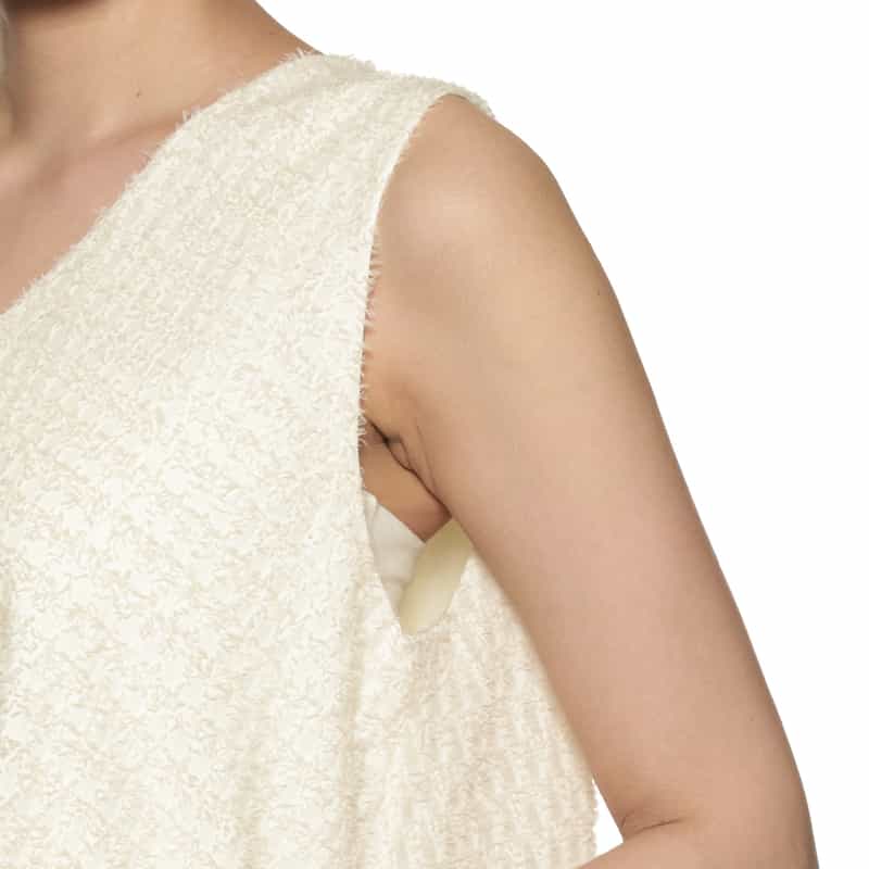 BARNEYS NEW YORK セットアップ ウォッシャブル シャギー素材ノースリーブブラウス WHITE