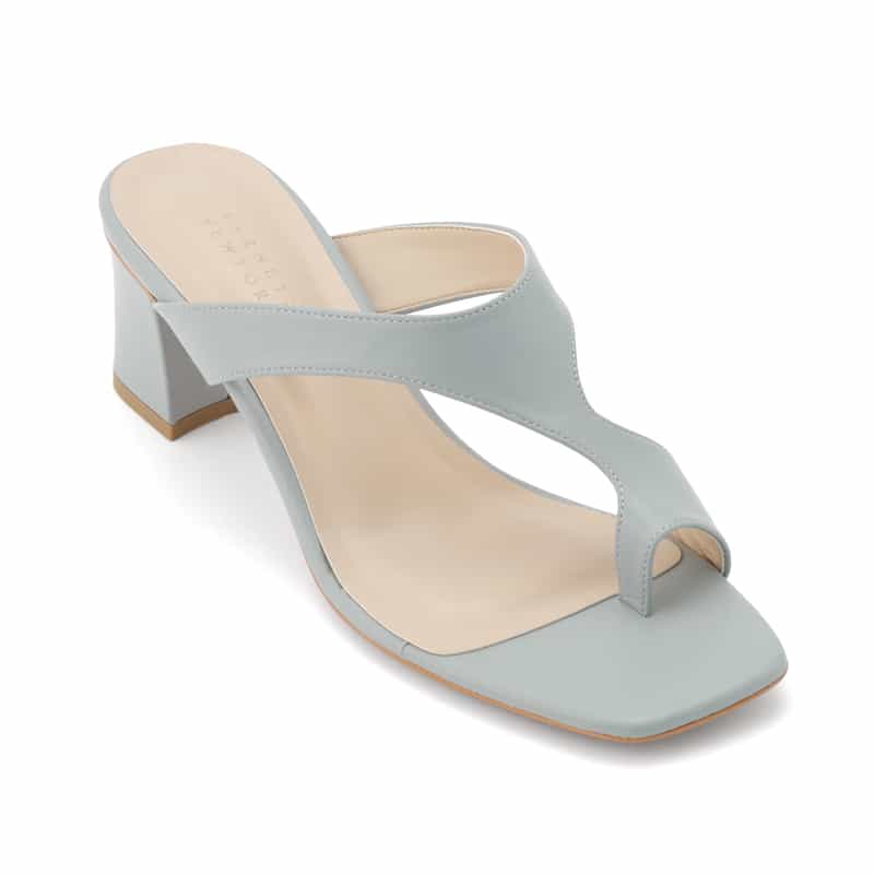 BARNEYS NEW YORK チャンキーヒール トングサンダル LIGHT BLUE