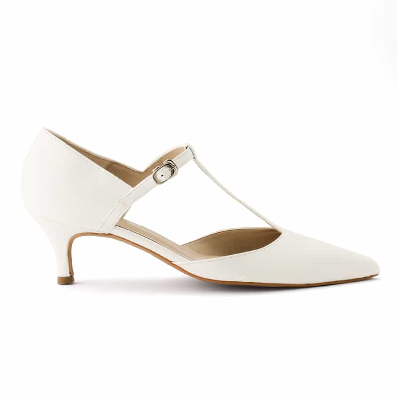 BARNEYS NEW YORK Tストラップパンプス WHITE