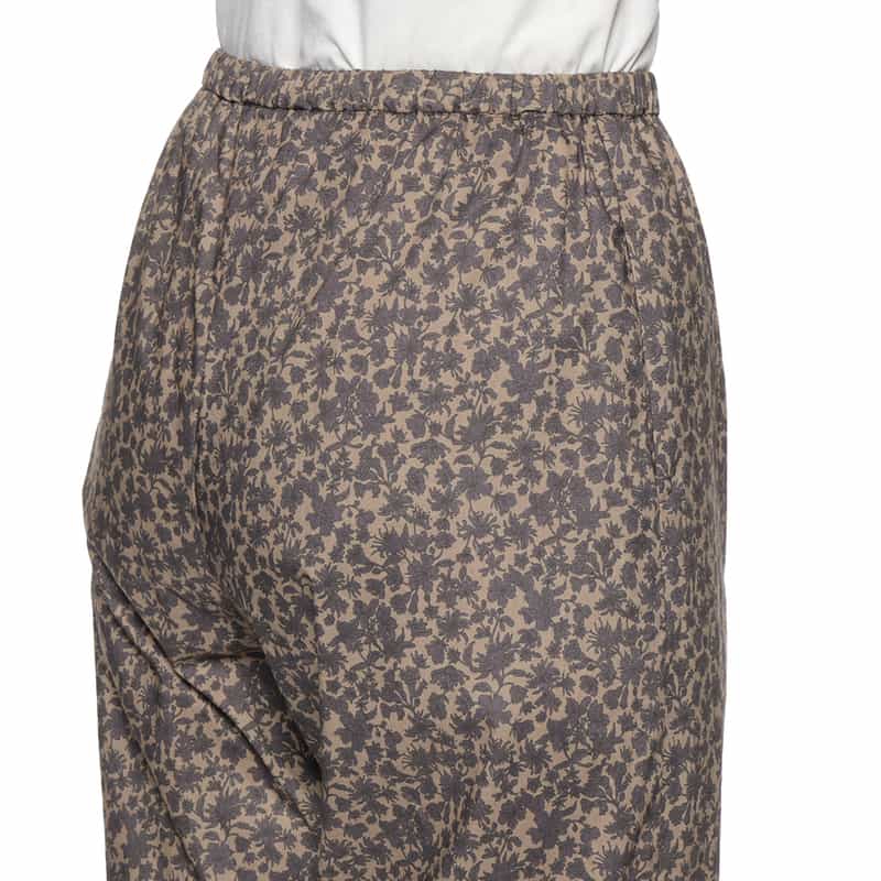 BARNEYS NEW YORK ウォッシャブルドローリングプリントパンツ BEIGE