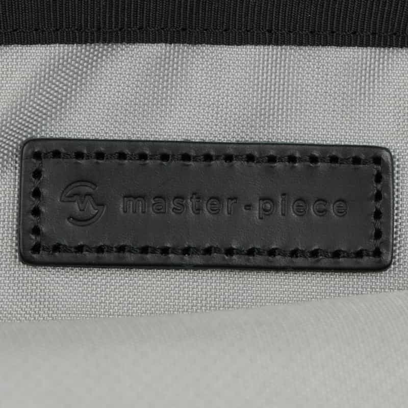 MASTER PIECE バーニーズ　ニューヨーク限定ナイロンクロスボディバッグ GRAY