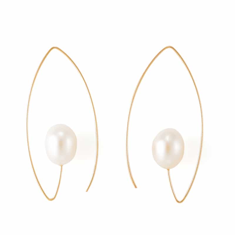 MOUNIR MOUNIR＜ムニール＞ピアス （パール） WHITE