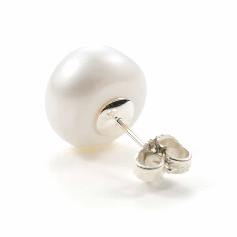 MOUNIR MOUNIR＜ムニール＞ピアス （パール） WHITE