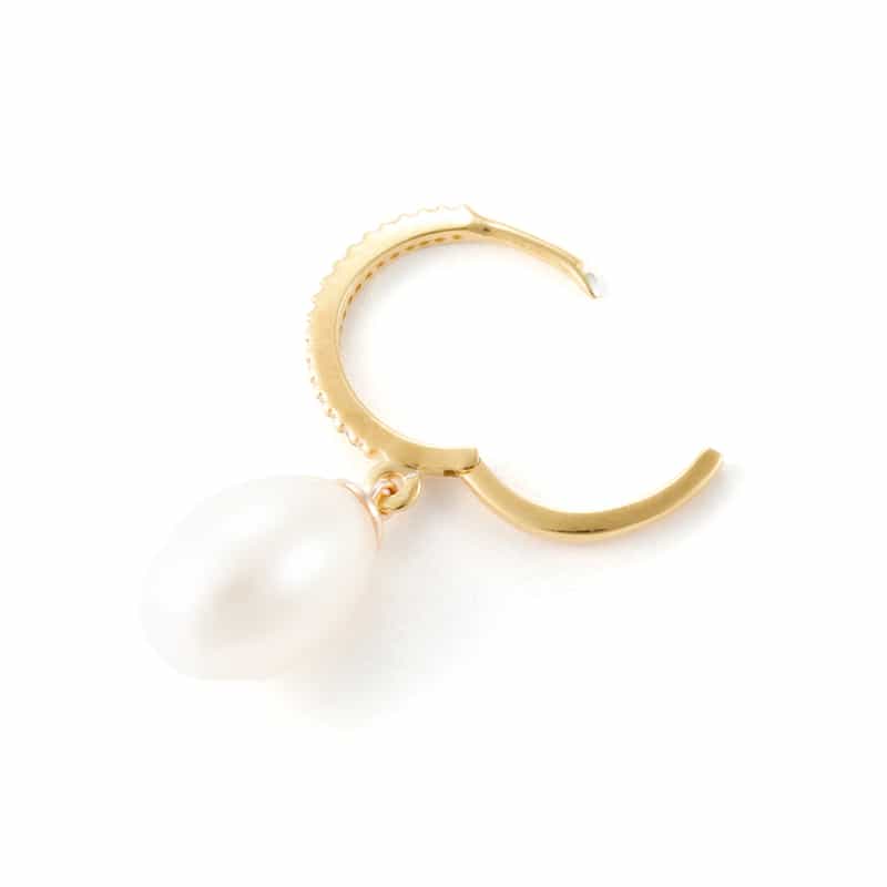 MOUNIR MOUNIR＜ムニール＞ピアス （パール） WHITE