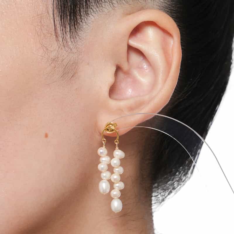 MOUNIR MOUNIR＜ムニール＞ピアス （パール） WHITE