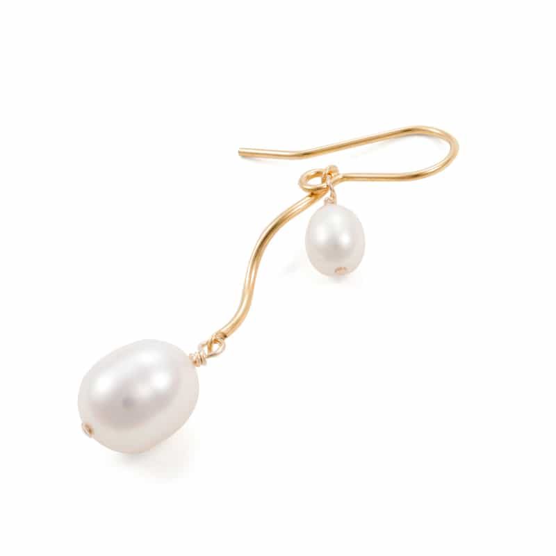 MOUNIR MOUNIR＜ムニール＞ピアス （パール） WHITE