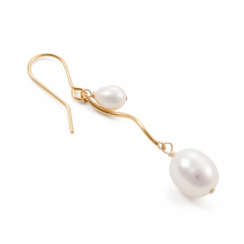 MOUNIR MOUNIR＜ムニール＞ピアス （パール） WHITE