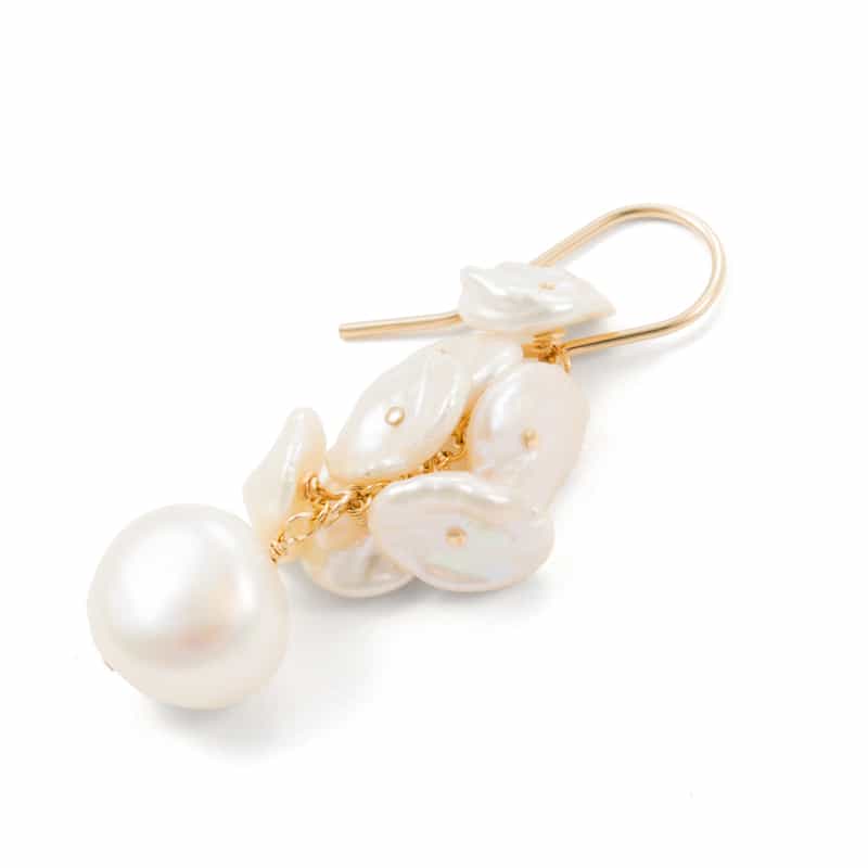 MOUNIR MOUNIR＜ムニール＞ピアス （パール） WHITE