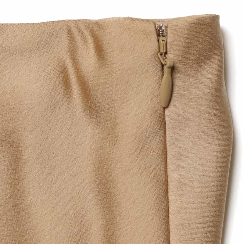 BARNEYS NEW YORK ウォッシャブル サテンロングスカート CAMEL