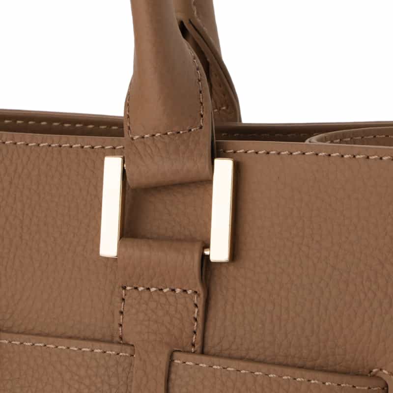 BARNEYS NEW YORK 縦型スクエアレザートートバッグ BEIGE