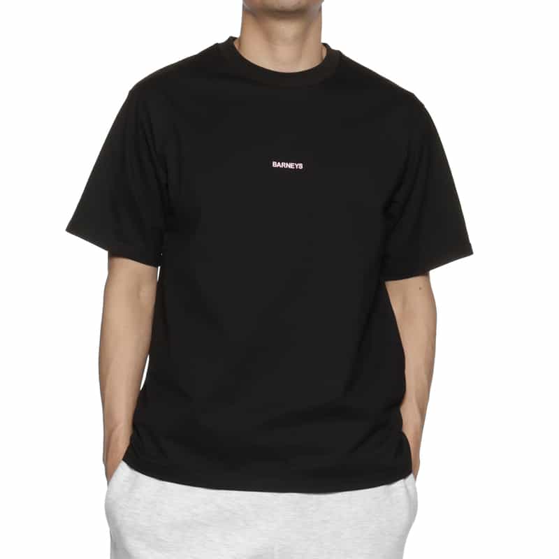 BARNEYS NEW YORK "BARNEYS" ロゴ入りTシャツ BLACK