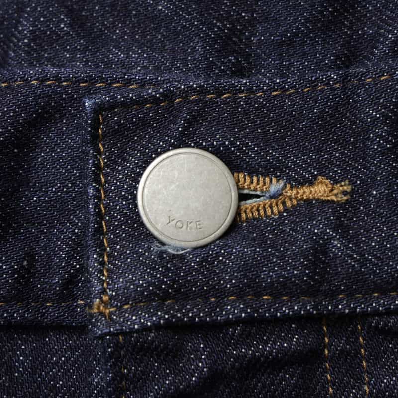 YOKE YOKE＜ヨーク＞ デニムパンツ INDIGO
