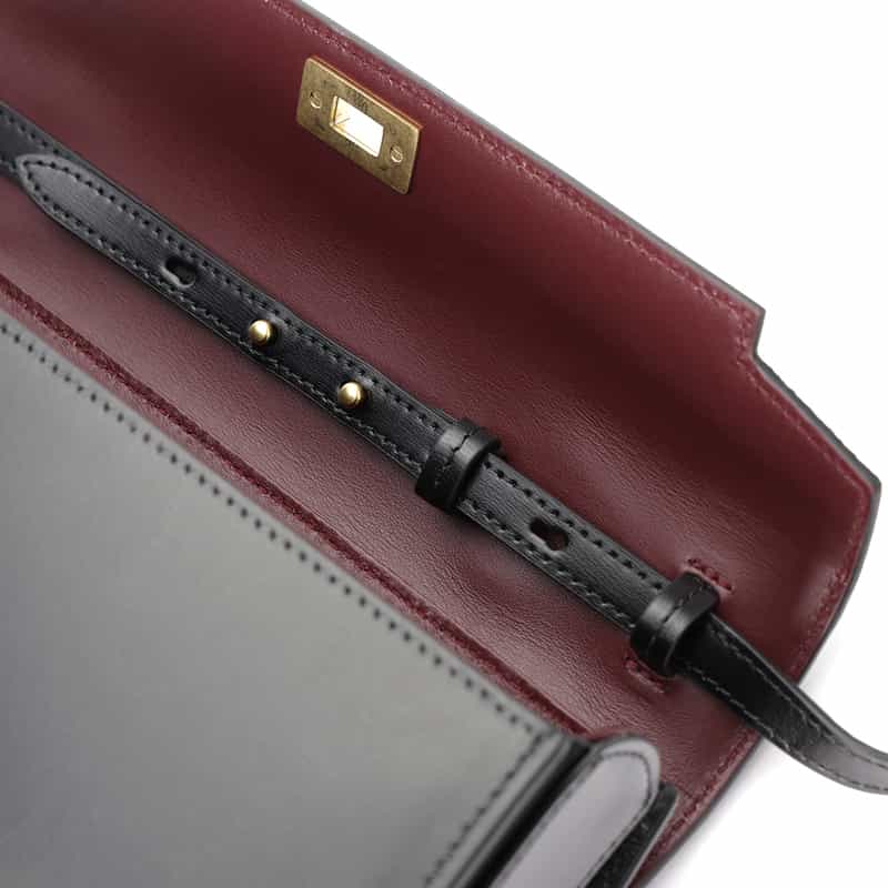 ANYA HINDMARCH ANYA HINDMARCH＜アニヤ ハインドマーチ＞ クラッチバッグ “MORTIMER“ BLACK