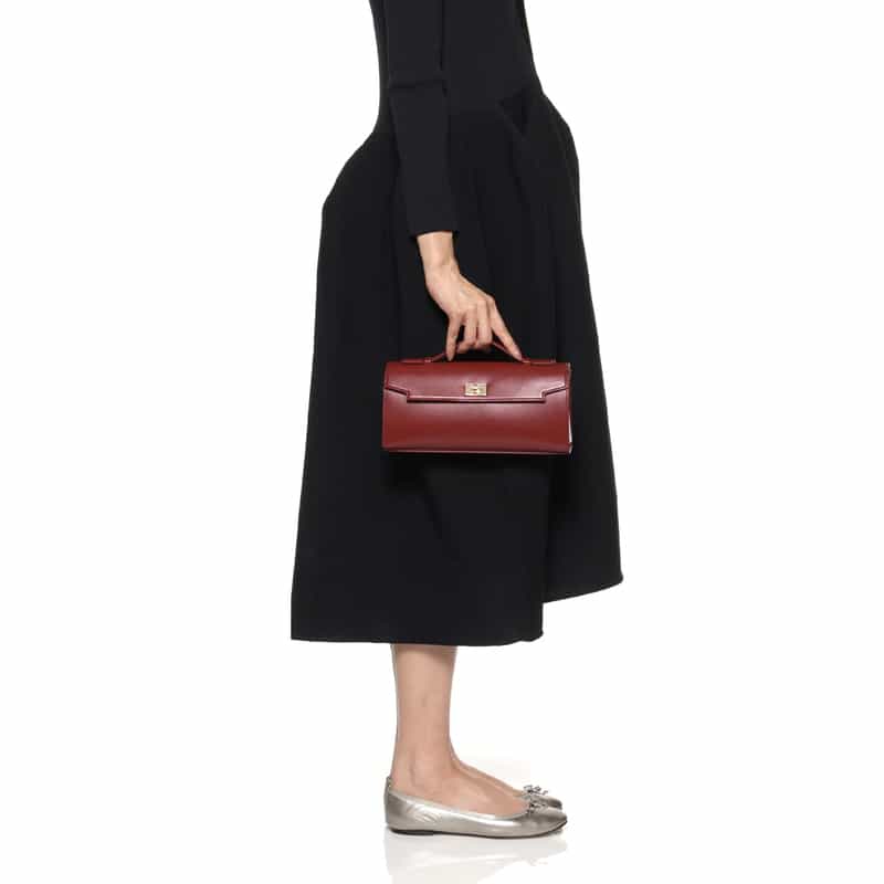 ANYA HINDMARCH ANYA HINDMARCH＜アニヤ ハインドマーチ＞ クラッチバッグ “MORTIMER“ RED