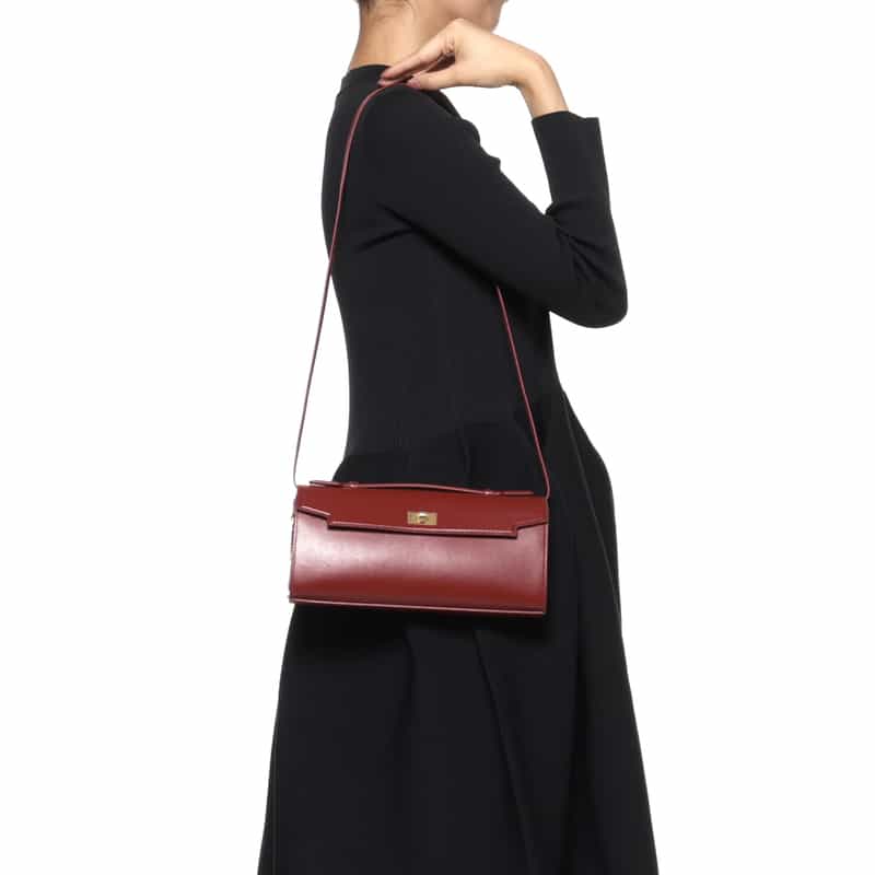 ANYA HINDMARCH ANYA HINDMARCH＜アニヤ ハインドマーチ＞ クラッチバッグ “MORTIMER“ RED