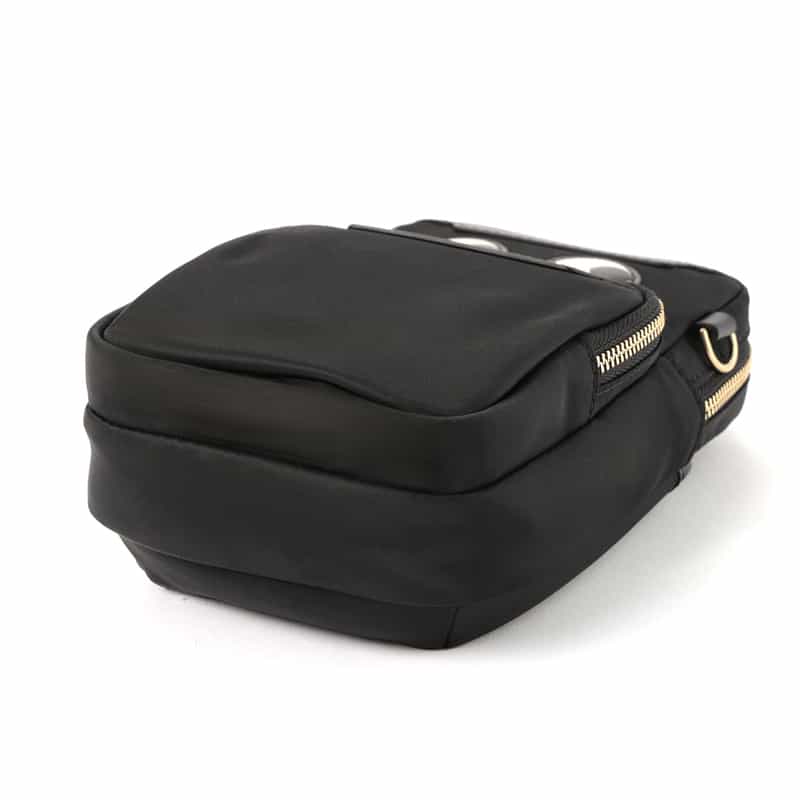 ANYA HINDMARCH ANYA HINDMARCH＜アニヤ ハインドマーチ＞ クロスボディバッグ BLACK