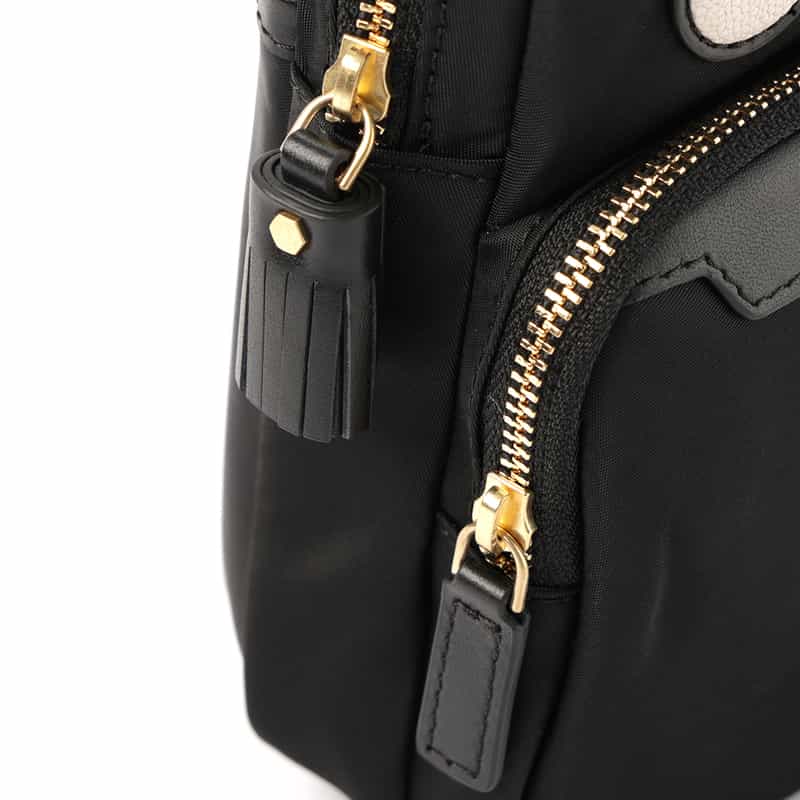 ANYA HINDMARCH ANYA HINDMARCH＜アニヤ ハインドマーチ＞ クロスボディバッグ BLACK