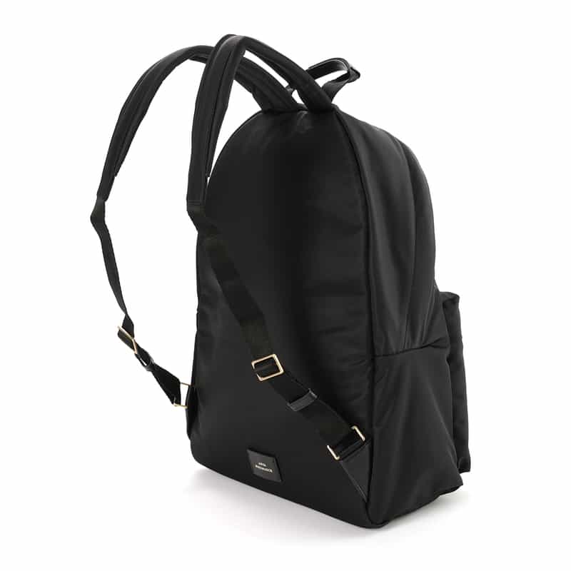 ANYA HINDMARCH ANYA HINDMARCH＜アニヤ ハインドマーチ＞ バックパック BLACK