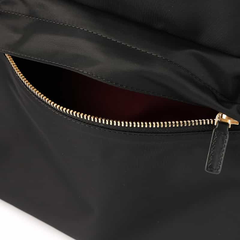 ANYA HINDMARCH ANYA HINDMARCH＜アニヤ ハインドマーチ＞ バックパック BLACK