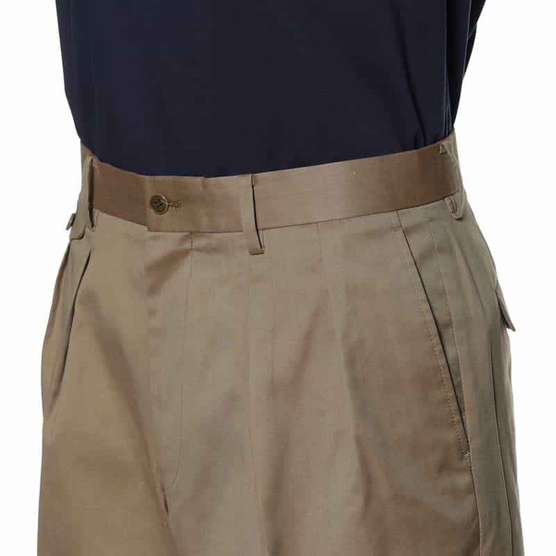 BARNEYS NEW YORK ウォッシャブル タック入りショートパンツ BEIGE