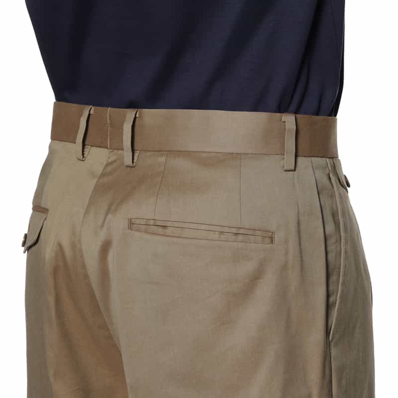 BARNEYS NEW YORK ウォッシャブル タック入りショートパンツ BEIGE