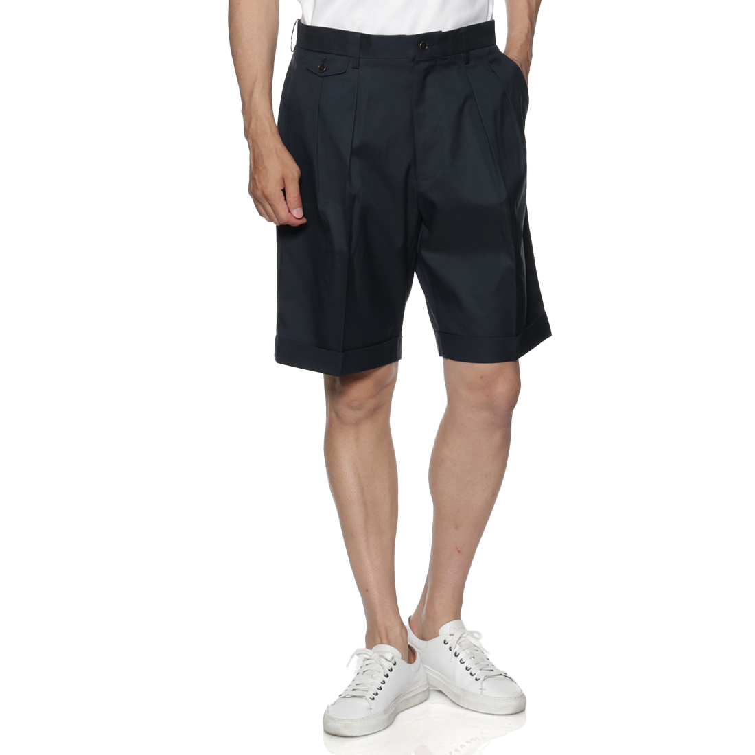ウォッシャブル タック入りショートパンツ