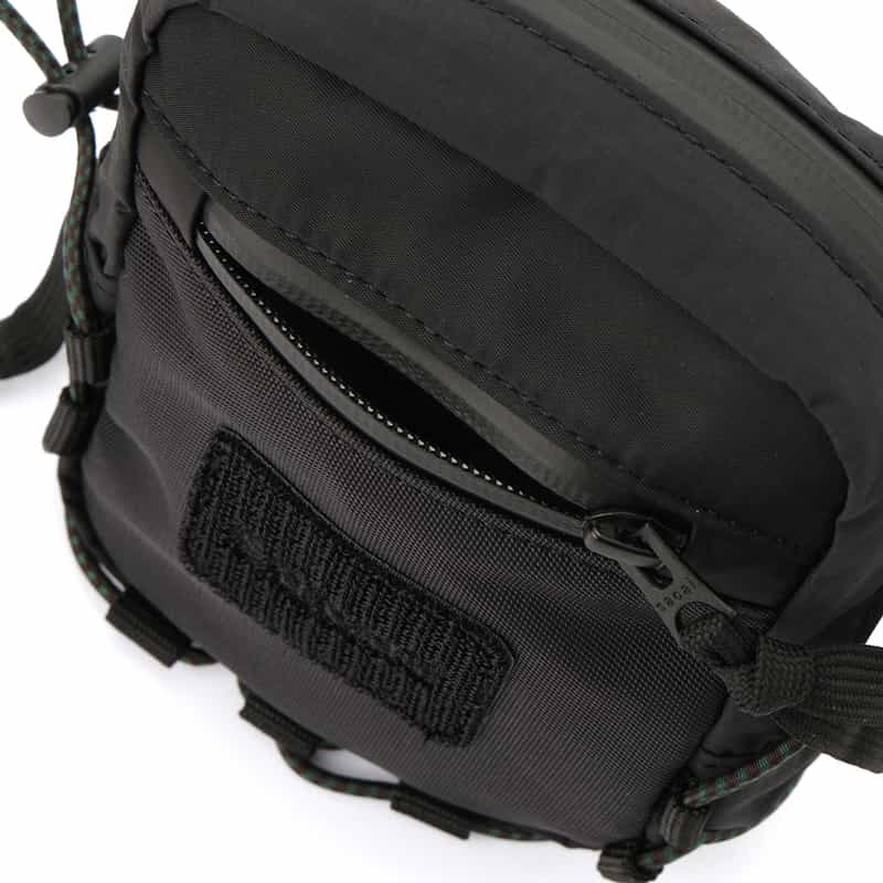 SACAI SACAI<サカイ> ナイロンショルダーバッグ BLACK