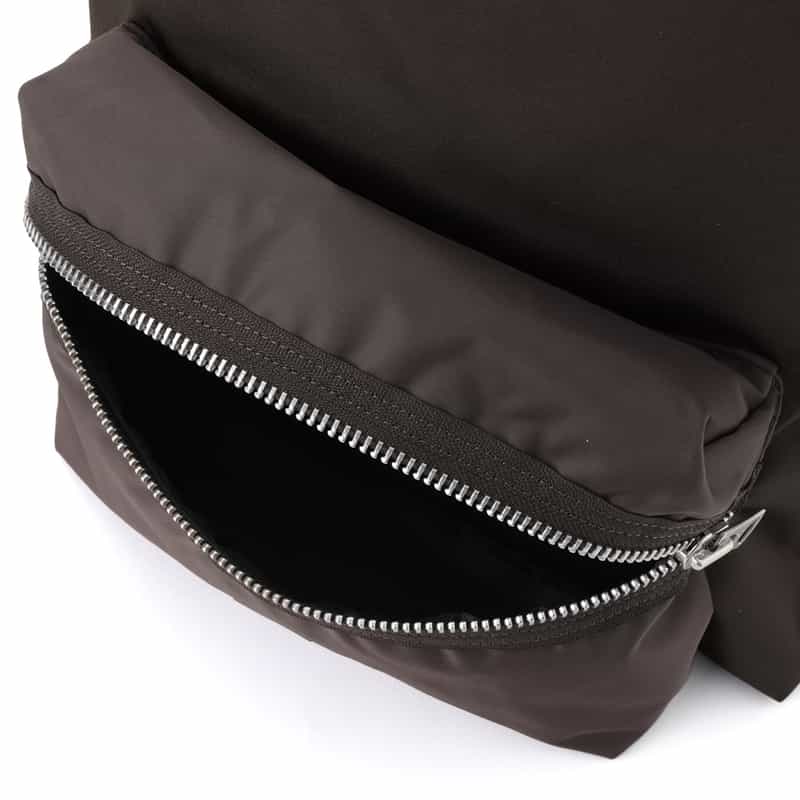 SACAI SACAI＜サカイ＞ バックパック BROWN