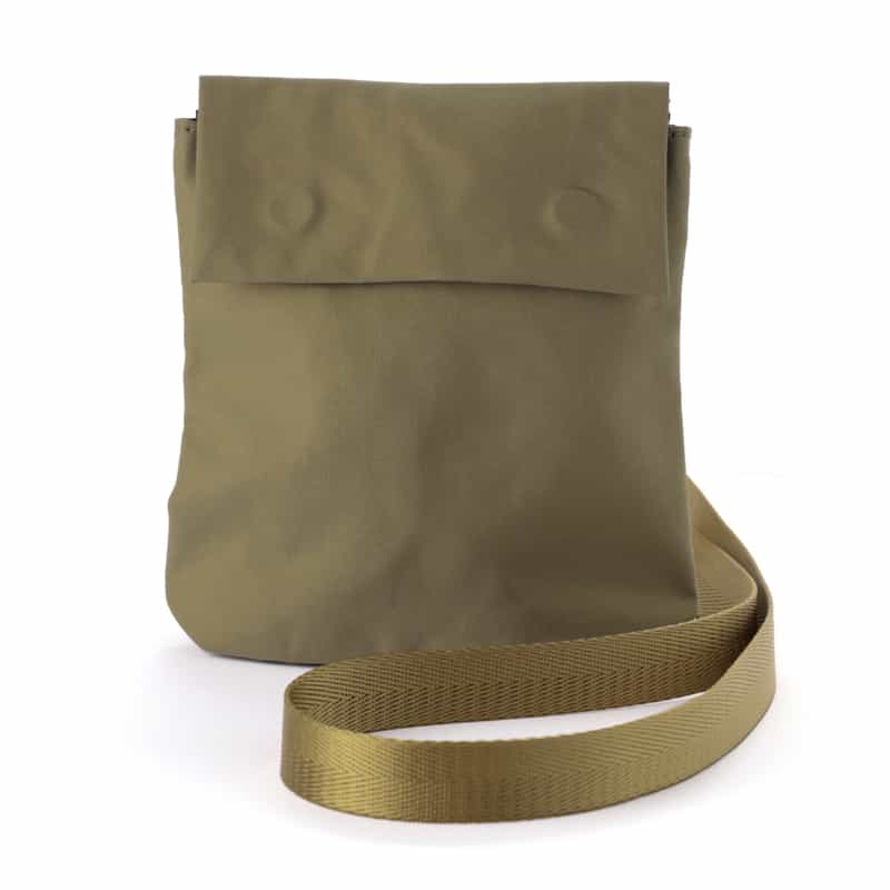 ARCS LONDON クロスボディポーチ KHAKI