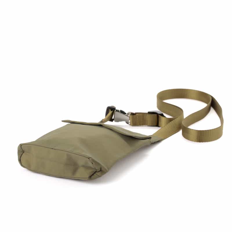 ARCS LONDON クロスボディポーチ KHAKI