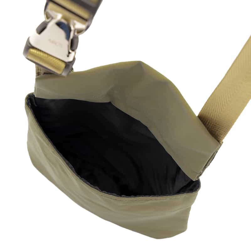 ARCS LONDON クロスボディポーチ KHAKI