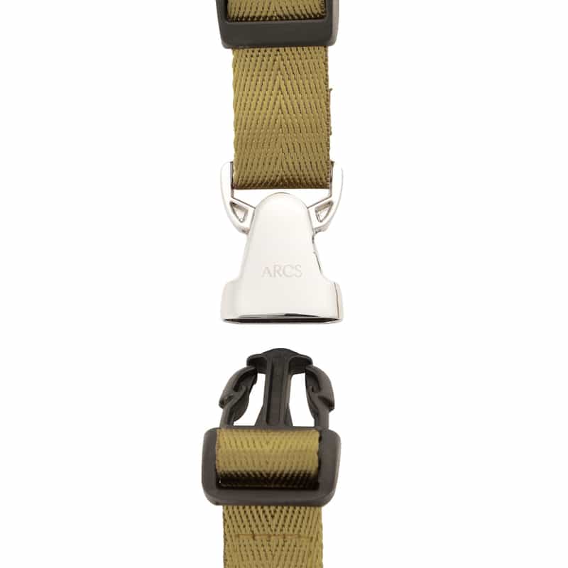 ARCS LONDON クロスボディポーチ KHAKI