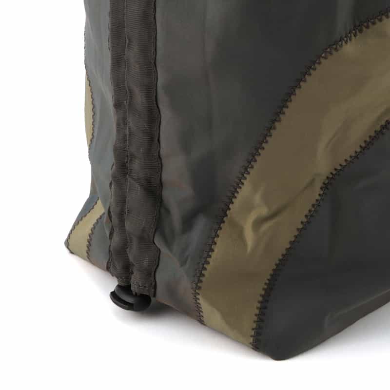 ARCS LONDON バイカラー スリングバッグ GRAY