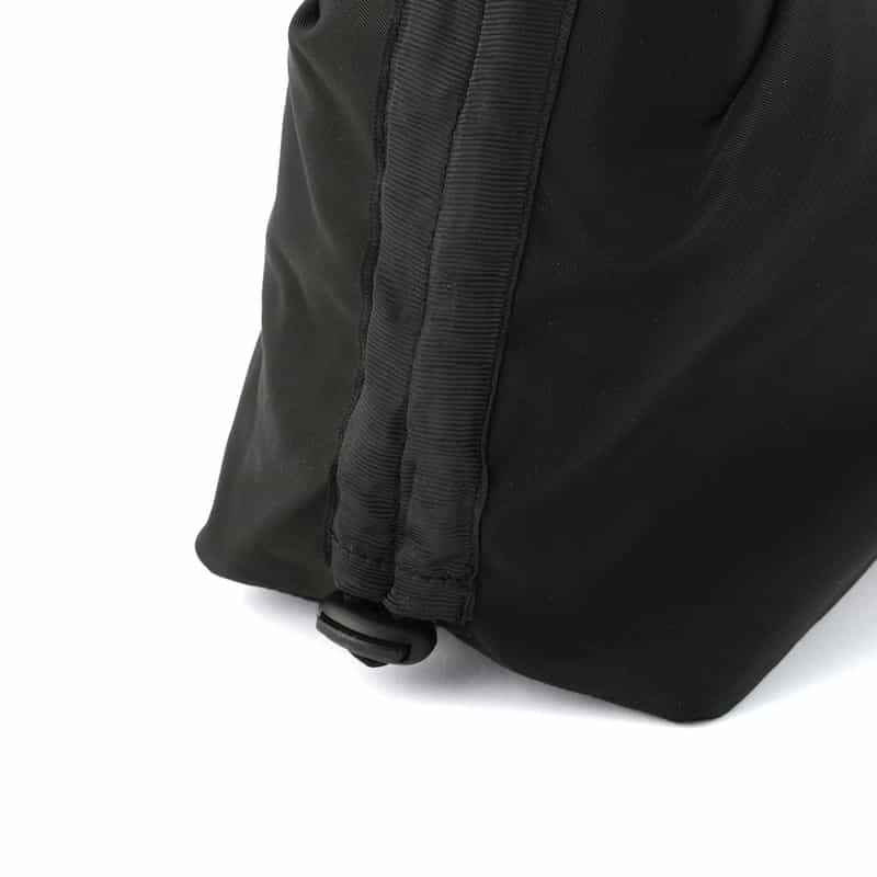 ARCS LONDON ARCS LONDON＜アークス ロンドン＞リトル スリングバッグ BLACK