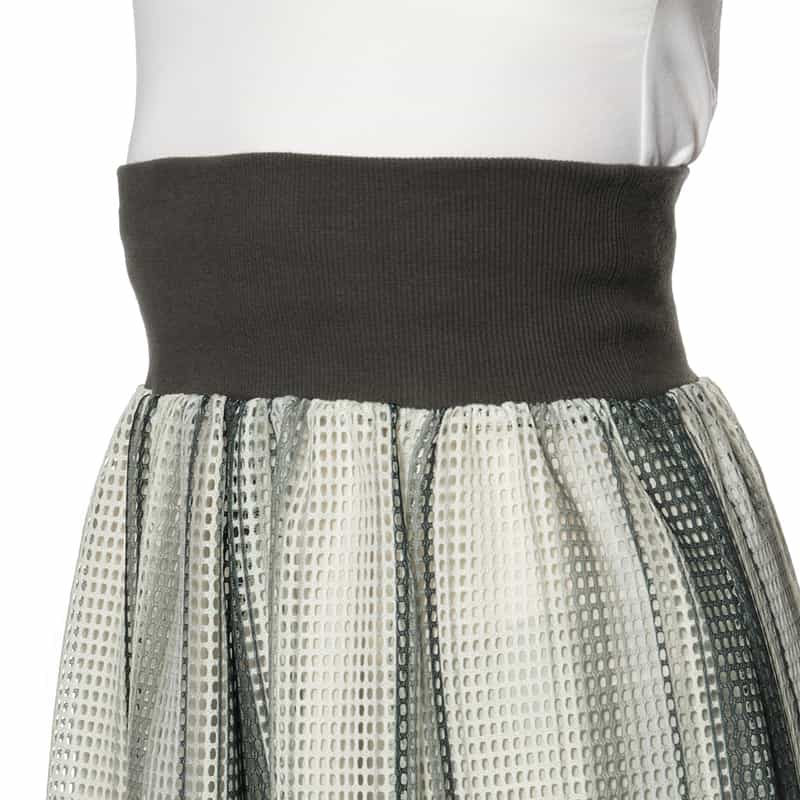 BARNEYS NEW YORK ウォッシャブル ストライプロングスカート GRAY