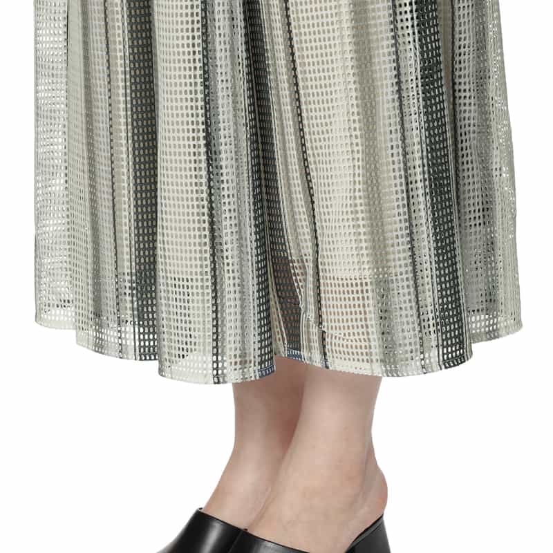 BARNEYS NEW YORK ウォッシャブル ストライプロングスカート GRAY