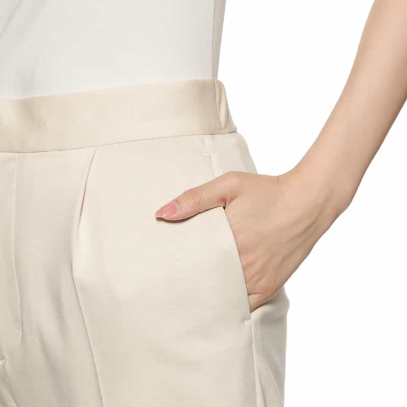 BARNEYS NEW YORK セットアップ ウォッシャブル タック入りテーパードパンツ BEIGE